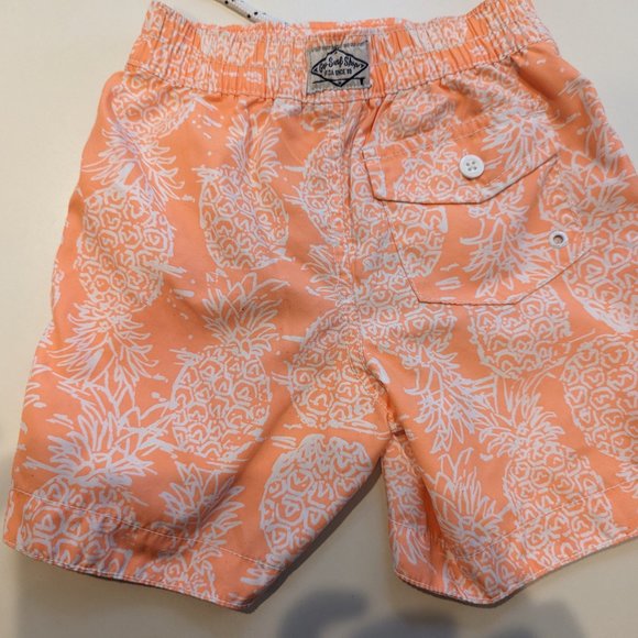 2 Gap Swim shorts (size 4) - Picture 2 of 5